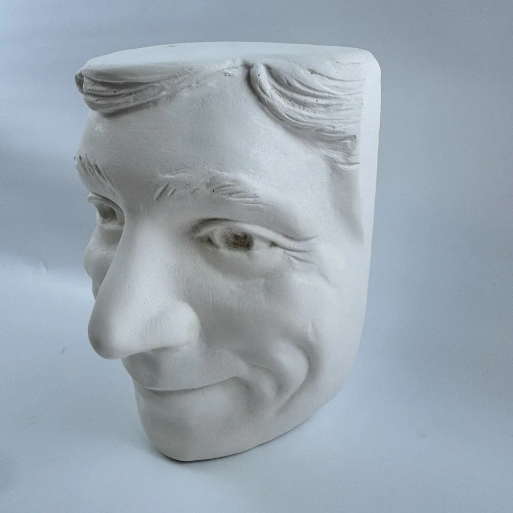 3D MAN SMILING FACE Mini Floating Shelf for Party, Living Room, Bedroom, Plants